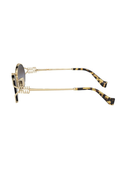 Miu Miu Eyewear lunettes de soleil ovales à plaque logo - iconiquefrance.com
